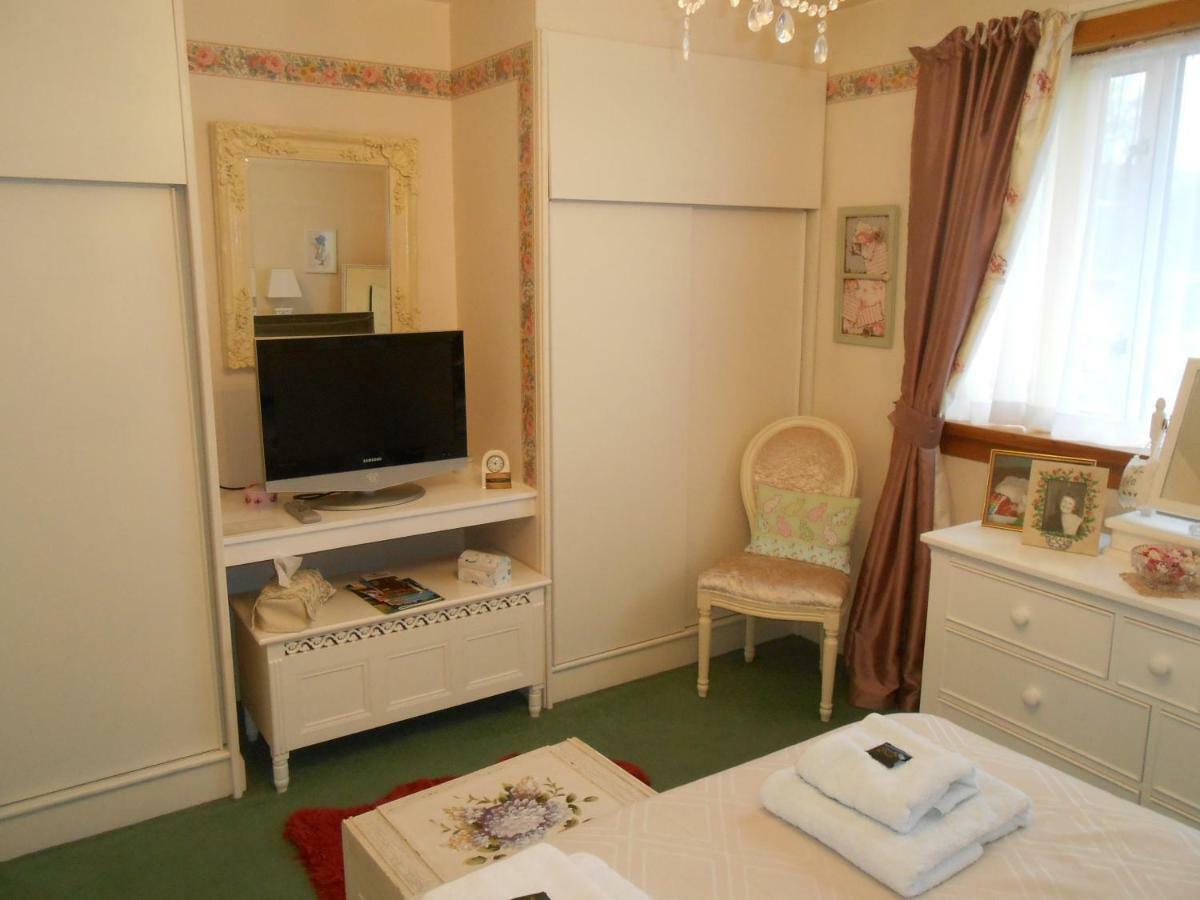 פורפאר Rose Villa Bed And Breakfast מראה חיצוני תמונה